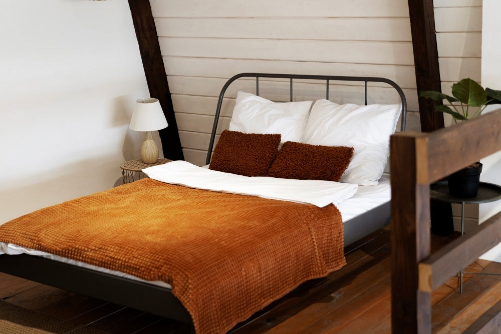 Copper vs. Traditional Bedding: Which is Better for You?