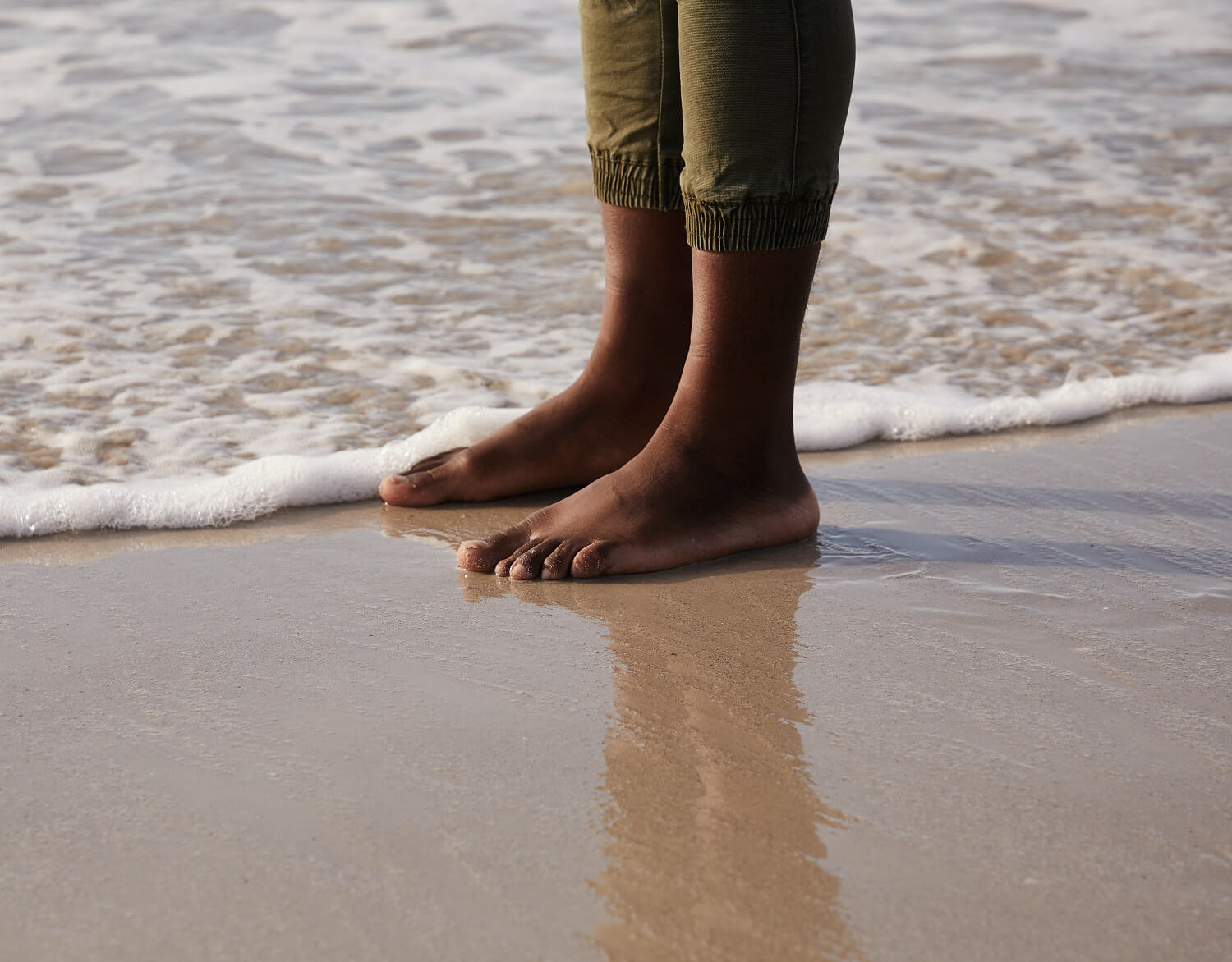 How to Take Care of Feet in Summer