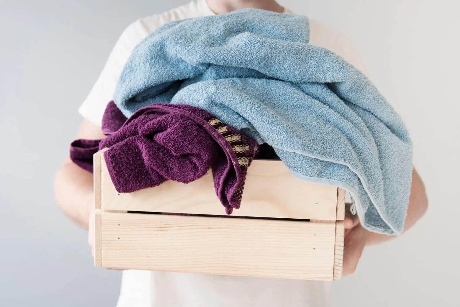 Can You Wash Bed Sheets & Towels Together?